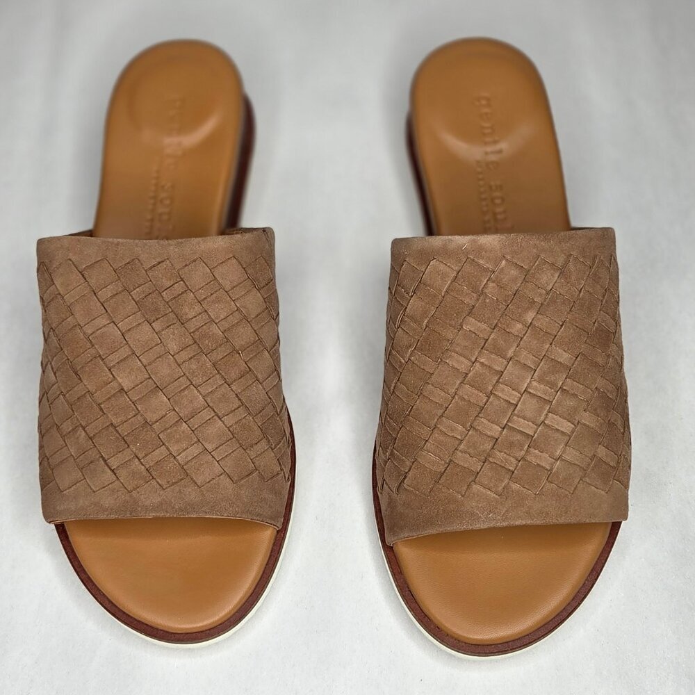 NWT Kenneth Cole Gentle Soles Angie Woven Suede Sandals